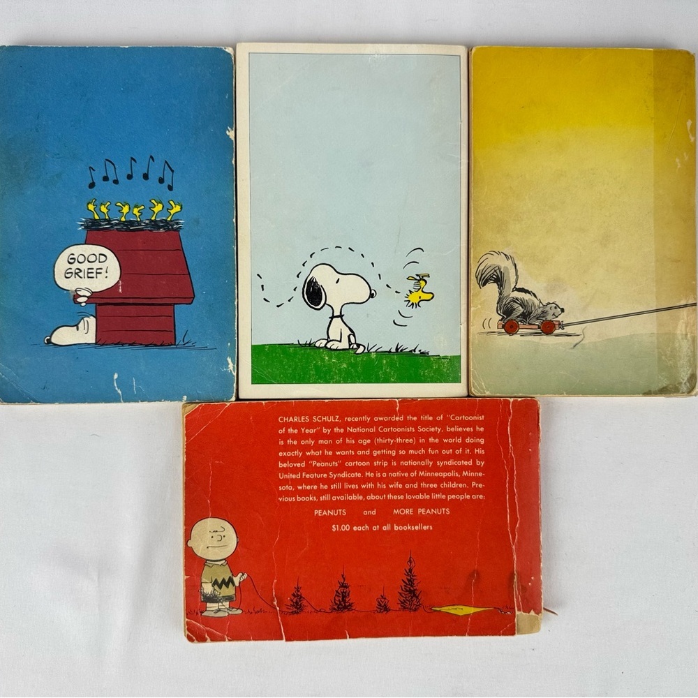 Vintage Set of 4 Peanuts Paperback Books by Charles Schulz - Picture 3 of 7